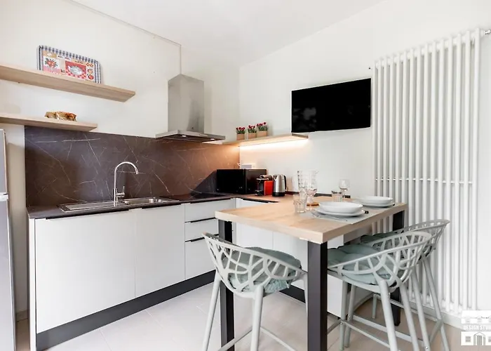 Grabbia 5 By Design