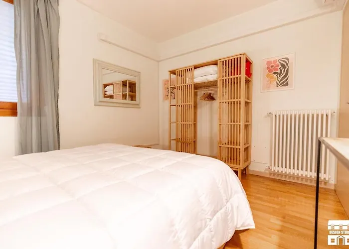 Grabbia 5 By Design Apartment *